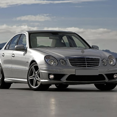 Personalizza la tua Mercedes Benz E-Class W211 2004-2008 con il nostro kit per la carrozzeria di lusso Morden