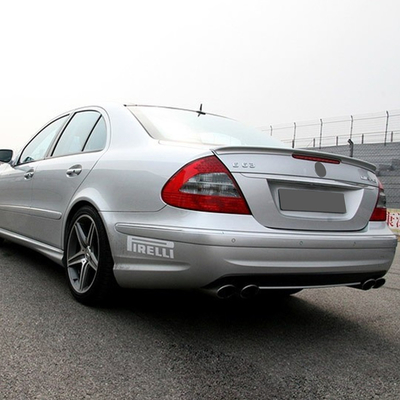 Kit di carrozzeria per il paraurti posteriore Benz E-Class W211 2004-2008