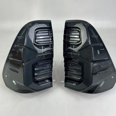 Lumi posteriori Hiace 2020 testate per Toyota Hilux Rocco DRL